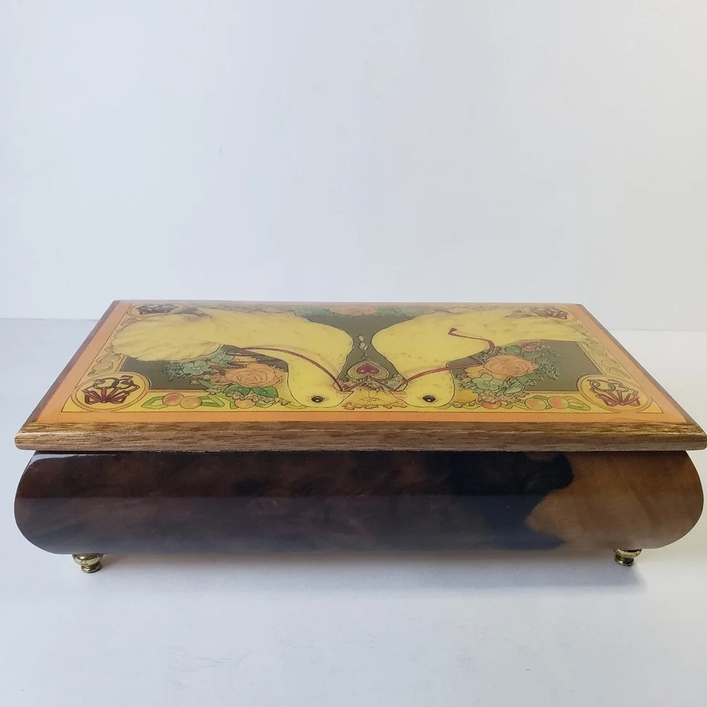 Vintage Reuge Swiss Musical Movement Lefton Jewelry Box Glossy Wood with Doves